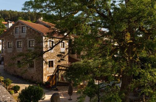 Gres House | Casa da Capilla