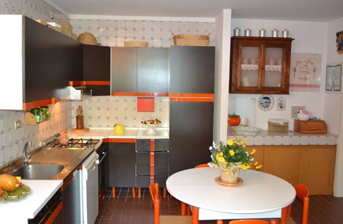 Sasso Marconi Villa | Panoramic Country House