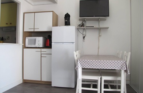 Agay Apartment | Studio cabine climatisé dans résidence avec piscine