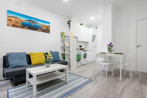 Apartment 1 Coslada Metro 6pax
