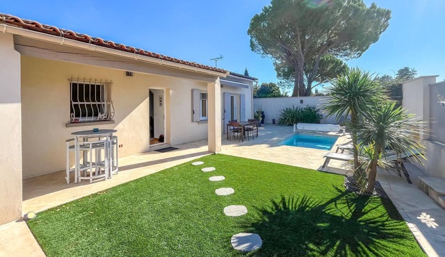 Beautiful home in Cabannes