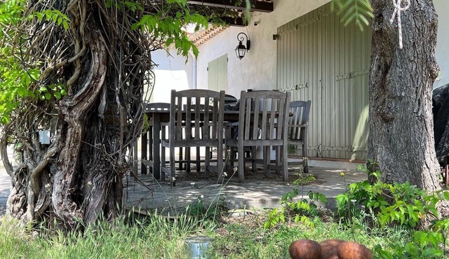 Beautiful Provencal villa for rent in the hills above Cavalaire