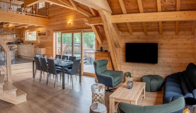 Chalet, view valley, balcony, tv, ski locker, 205m², Les Orres