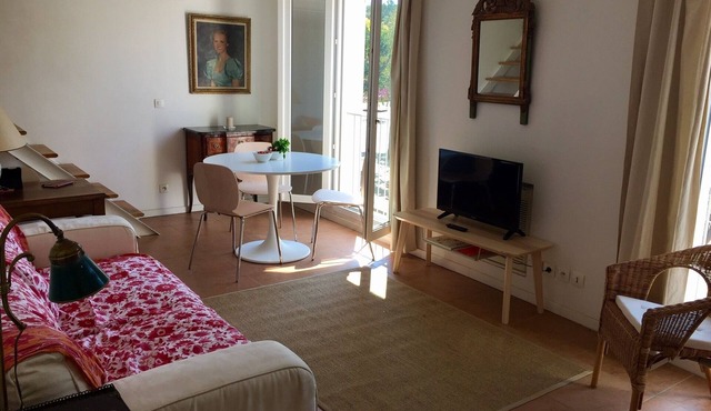 Charming apartment in the heart of the village