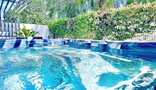 Contemporary villa with SPA 15 minutes from the beach