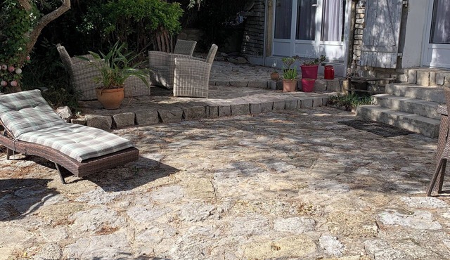 Cosy town house, 2 bedrooms, sleeps 6 - Outsideeur 150 m² - Parking