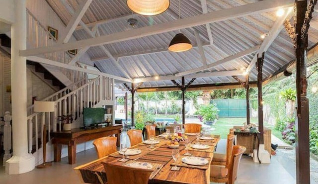 Cozy and Homey Villa in Sanur Bali - 5 min by walk form the beach!