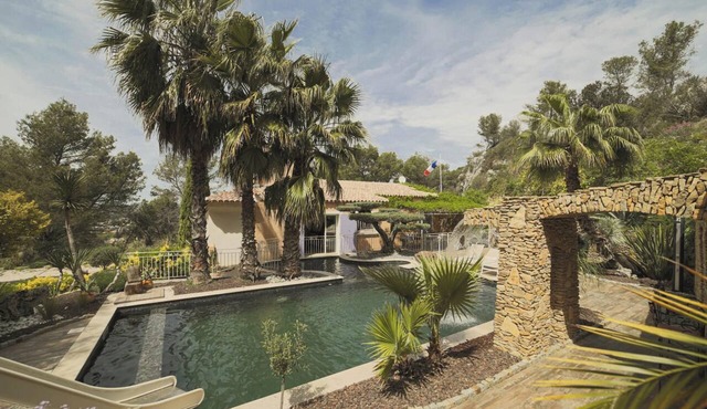 Homerez - Villa in Aubagne