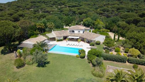 Luxury Mediterranean Villa with Pool & Helipad