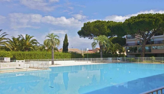NEW! In the heart of Saint-Tropez: rental with swimming pool, garden and parking