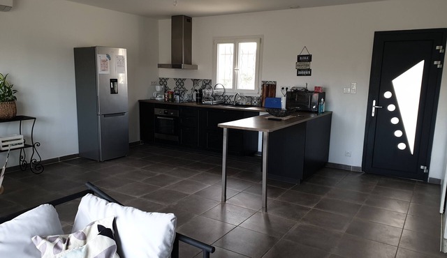 Villa 3 bedrooms 6 pers quiet WI-FI Clim 20km Avignon