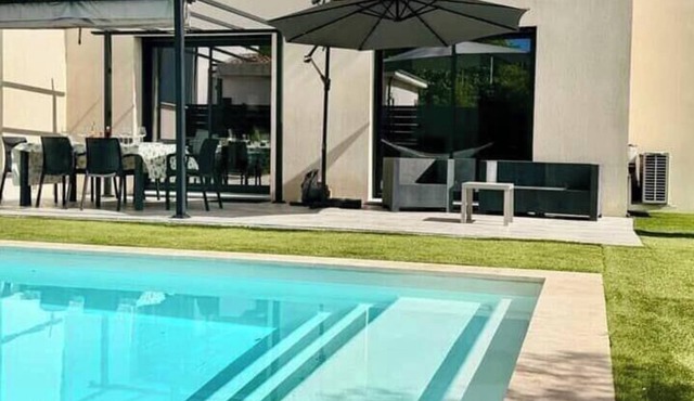 Villa Celeste - Pool (6 people)