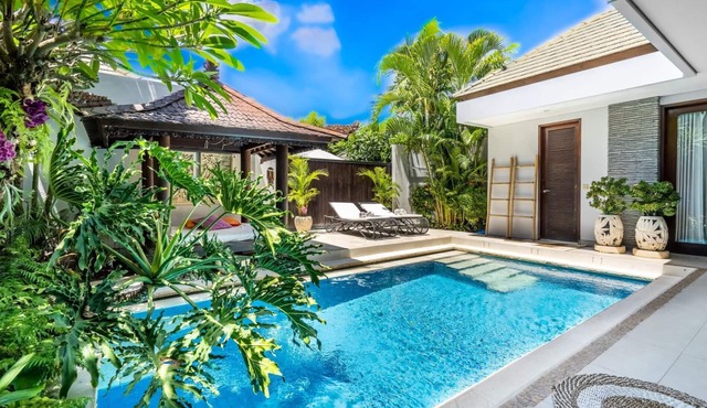 Villa Murni - Kejora Beachfront Estate - the Best Location in Sanur -