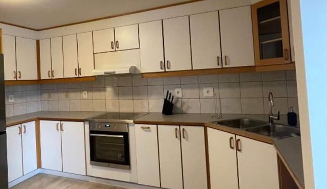 Quaint 3-bedroom apartment in charming Ásbrú neighborhood